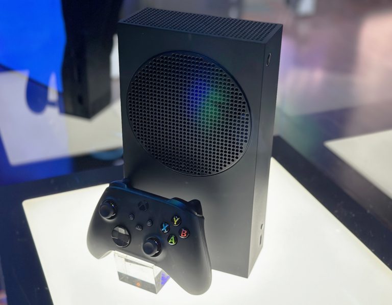 Up Close With Microsofts Tb Carbon Black Xbox Series S And Starfield