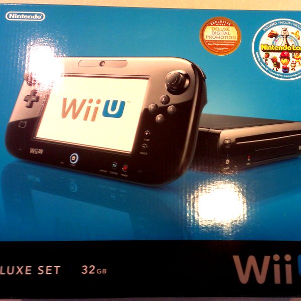 Wii U box unboxing